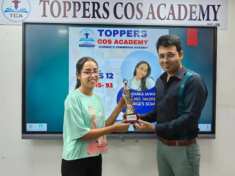 Radhika Jawa Class 12 student scoring 93 marks in Maths award ceremony at coaching institute